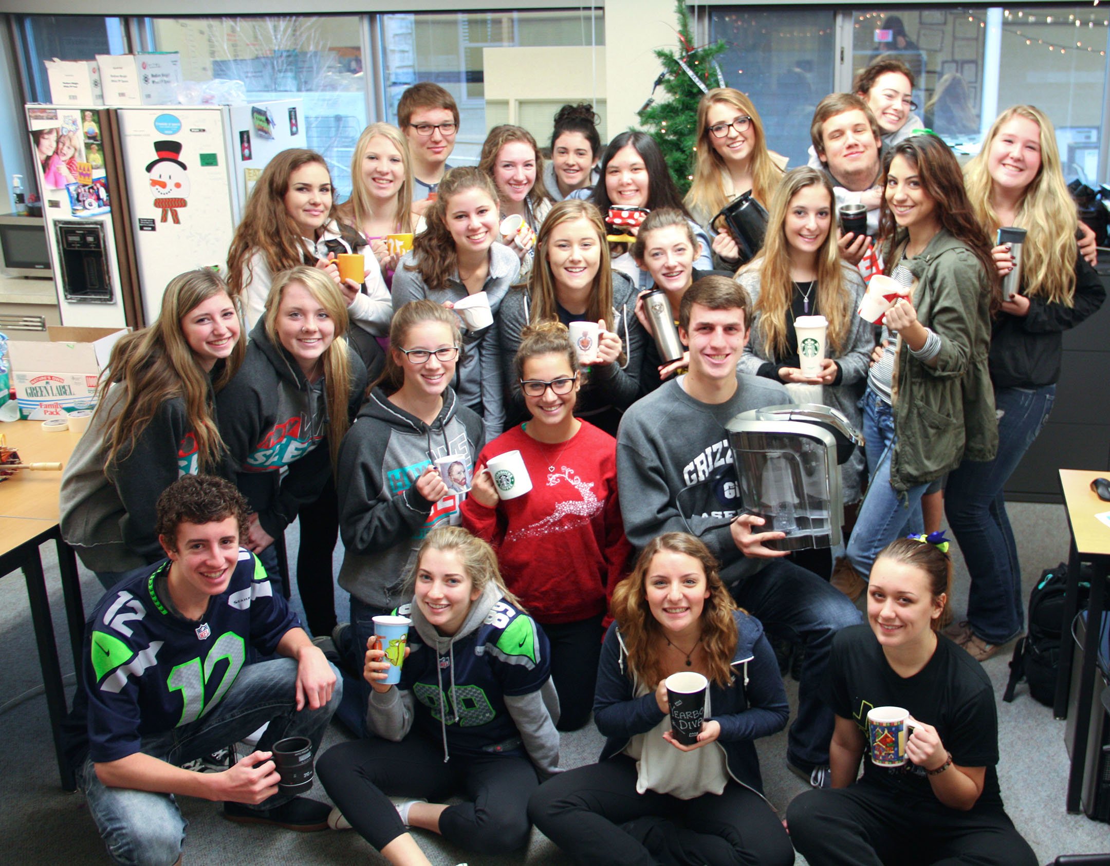 Cups-for-Christmas-Glacier-Peak-High-School