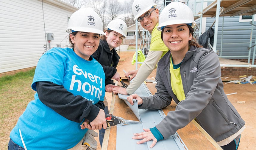 Volunteering_Habitat Humanity